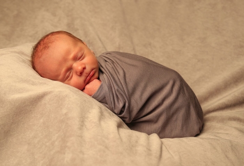Newborn BenjaminTop P 26 TC GPP Valerie Goodfellow Pictorial Gold