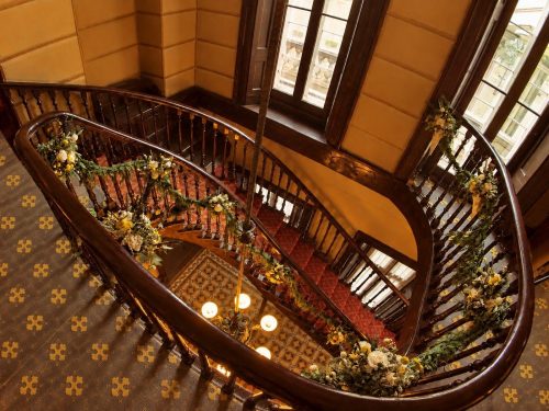 Dundurn Castle stair case at Christmas 22 Dan Copeland Pictorial Master