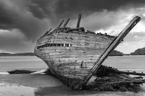 Ship Wreck on Beach 24.5 HM GPP Herb McClelland Pictorial Gold