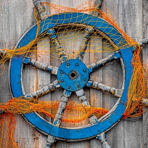 Vintage Ships Wheel 6.5 6 7.5 20 Geoff Dunn  Pictorial Gold