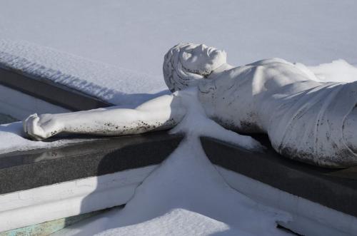 Jesus In Snow 7.5 7.5 7.5 22.5 TC BPP Caroline Way  Pictorial Bronze