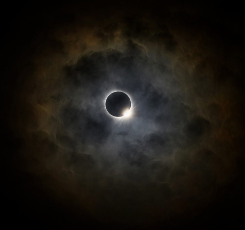 Total Solar Eclipse Top P 26.5 TC DP Marilyn Jarrett Pictorial Master